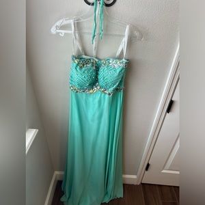 Studio 17 Gown - Spearmint - Size 6 - EUC - Strapless or w/straps (included)